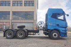 远程 G1L重卡 430马力 6X4 LNG牵引车(DNC4250GNK6) 远程 G1L重卡 430马力 6X4 LNG牵引车(DNC4250GNK6)