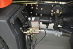 三环十通 昊龙中卡 240马力 6X2 6.8米自卸车(STQ3251L14Y3D5)