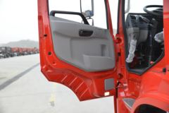 三环十通 昊龙中卡 180马力 4X2 6.7米自卸车((STQ3185L10Y2N5)