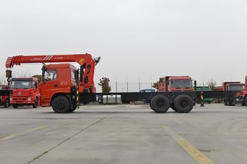 ����ʮͨ ��� 270���� 6X4 �泵�������䳵(��һ�����Ƹ�)(STQ5258JSQS5)ͼƬ