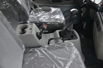 ����ʮͨ ��� 270���� 6X4 �泵�������䳵(��һ�����Ƹ�)(STQ5258JSQS5)ͼƬ