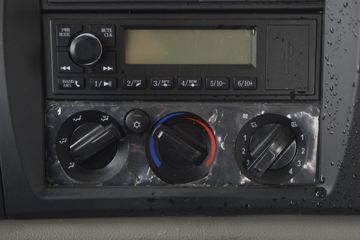 ����ʮͨ ��� 270���� 6X4 �泵�������䳵(��һ�����Ƹ�)(STQ5258JSQS5)ͼƬ