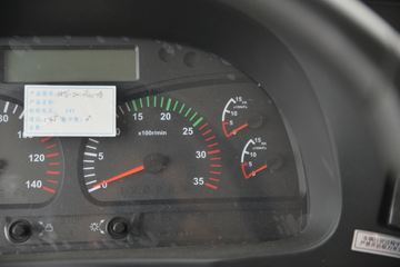 ����ʮͨ ��� 270���� 6X4 �泵�������䳵(��һ�����Ƹ�)(STQ5258JSQS5)ͼƬ