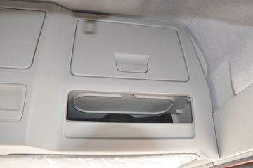 һ����� J6L�п� 2020�� ��Ӣ�� 240���� 4X2 6.2�������ػ���(CA1180P62K1L4E5)ͼƬ