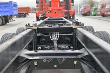 ����ʮͨ ��� 270���� 6X4 �泵�������䳵(��һ�����Ƹ�)(STQ5258JSQS5)ͼƬ