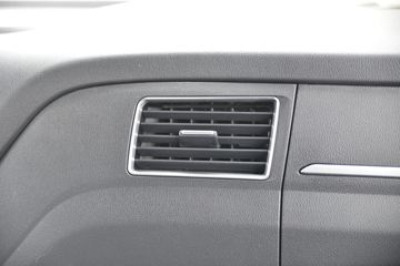 һ����� J6L�п� 2020�� ��Ӣ�� 240���� 4X2 6.2�������ػ���(CA1180P62K1L4E5)ͼƬ