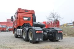 一汽解放 新J6P重卡 质惠版2.0 460马力 6X4 AMT自动挡牵引车(CA4250P66K24T1A1E5)