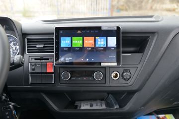 һ����� J6L�п� 2020�� ��Ӣ�� 240���� 4X2 6.2�������ػ���(CA1180P62K1L4E5)ͼƬ