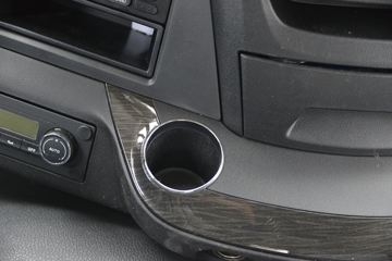 һ����� ��J6P�ؿ� �ʻݰ�2.0 460���� 6X4 AMT�Զ���ǣ����(CA4250P66K24T1A1E5)ͼƬ