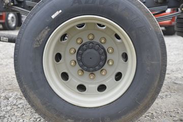 һ����� J6L�п� 2020�� ��Ӣ�� 240���� 4X2 6.2�������ػ���(CA1180P62K1L4E5)ͼƬ