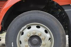 一汽解放 J6L中卡 2020款 精英版 240马力 4X2 6.2米栏板载货车(CA1180P62K1L4E5)