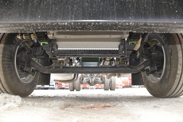 一汽解放J6L线上优惠5千元活动火热进行中,数量有限先到先得!