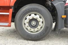 一汽解放 新J6P重卡 质惠版2.0 460马力 6X4 AMT自动挡牵引车(CA4250P66K24T1A1E5)