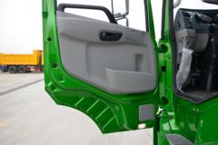 三环十通 昊龙中卡 220马力 8X2 6米自卸车(STQ3316L12Y3A5)