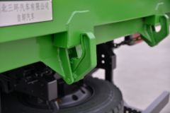 三环十通 昊龙中卡 220马力 8X2 6米自卸车(STQ3316L12Y3A5)
