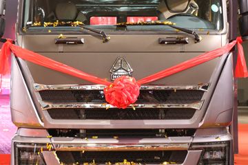 �й����� HOWO TH7�ؿ� ��Ӯ�� 480���� 6X4 AMT�Զ���ǣ����ͼƬ