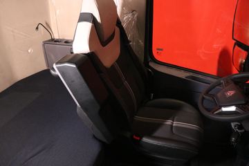 �й����� HOWO TH7�ؿ� ��Ӯ�� 480���� 6X4 AMT�Զ���ǣ����ͼƬ