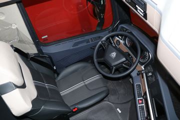 �й����� HOWO TH7�ؿ� ��Ӯ�� 480���� 6X4 AMT�Զ���ǣ����ͼƬ