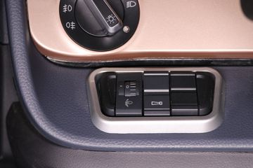 �й����� HOWO TH7�ؿ� ��Ӯ�� 480���� 6X4 AMT�Զ���ǣ����ͼƬ