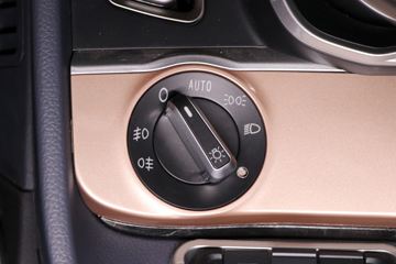 �й����� HOWO TH7�ؿ� ��Ӯ�� 480���� 6X4 AMT�Զ���ǣ����ͼƬ