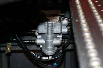 �й����� HOWO TH7�ؿ� ��Ӯ�� 480���� 6X4 AMT�Զ���ǣ����ͼƬ