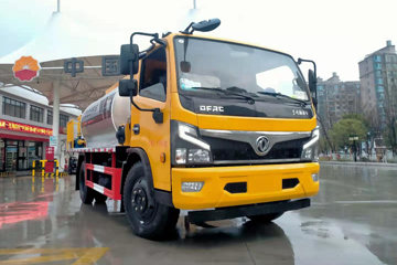 东风 多利卡D7 170马力 4X2 沥青洒布车(程力威牌)(CLW5120GLQD6)