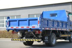 凯马 HK3金运卡 95马力 4X2 3.25米自卸车(国六)