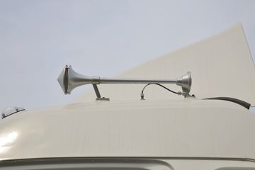 ���� ����˹Q9 220���� 4X2 6.78���Ű��դʽ�ػ���(����)(HFC5181CCYB80K1E2S)ͼƬ