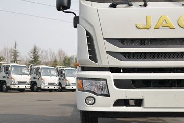 ���� ����˹Q9 220���� 4X2 6.78���Ű��դʽ�ػ���(����)(HFC5181CCYB80K1E2S)ͼƬ