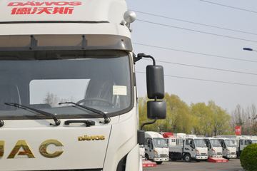 ���� ����˹Q9 220���� 4X2 6.78���Ű��դʽ�ػ���(����)(HFC5181CCYB80K1E2S)ͼƬ