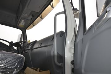 ���� ����˹Q9 220���� 4X2 6.78���Ű��դʽ�ػ���(����)(HFC5181CCYB80K1E2S)ͼƬ