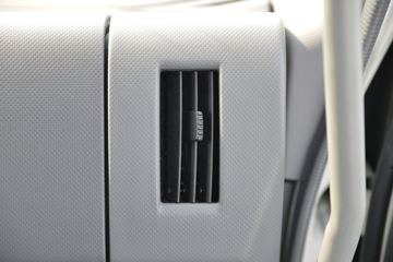 ���� ����˹Q9 220���� 4X2 6.78���Ű��դʽ�ػ���(����)(HFC5181CCYB80K1E2S)ͼƬ