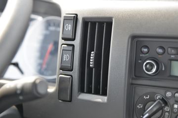 ���� ����˹Q9 220���� 4X2 6.78���Ű��դʽ�ػ���(����)(HFC5181CCYB80K1E2S)ͼƬ