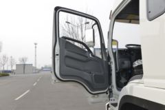 江淮 德沃斯Q9 220马力 4X2 6.78米排半仓栅式载货车(国六)(HFC5181CCYB80K1E2S)
