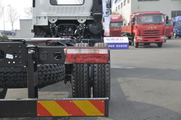 ���� ����˹Q9 220���� 4X2 6.78���Ű��դʽ�ػ���(����)(HFC5181CCYB80K1E2S)ͼƬ