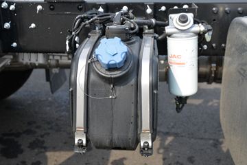 ���� ����˹Q9 220���� 4X2 6.78���Ű��դʽ�ػ���(����)(HFC5181CCYB80K1E2S)ͼƬ