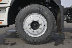 江淮 德沃斯Q9 220马力 4X2 6.78米排半仓栅式载货车(国六)(HFC5181CCYB80K1E2S)