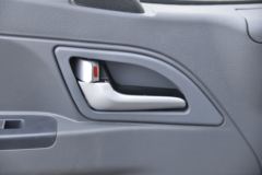 江淮 帅铃E中体 152马力 3.905米排半仓栅式轻卡(HFC5045CCYP92K3C2V)