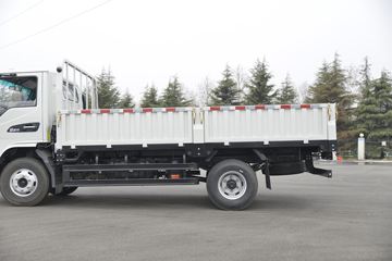 ���� ����J6 143���� 4.18�׵��������ῨͼƬ