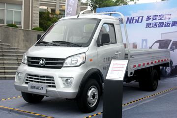 新龙马汽车 启腾N60 舒适型 1.5L 116马力 3.2米单排栏板小卡(国六)