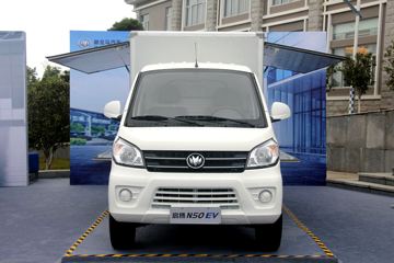 新龙马汽车 启腾N50EV CATL版 2.6T 2.8米单排纯电动栏板微卡41.86kWh
