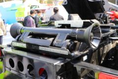 比亚迪 T9 6X4 纯电动车厢可卸式垃圾车(中联牌)(ZBH5251ZXXBYBEV)