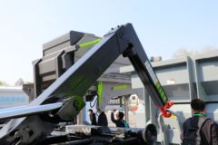 比亚迪 T9 6X4 纯电动车厢可卸式垃圾车(中联牌)(ZBH5251ZXXBYBEV)