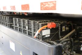 比亚迪底盘&nbsp;垃圾运输车底盘图片