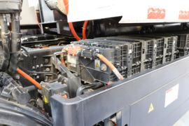 比亚迪底盘&nbsp;垃圾运输车底盘图片