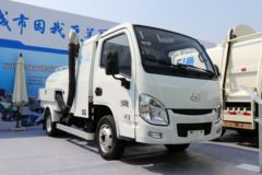 上汽跃进 ES70 4X2 纯电动吸粪车(亚洁牌)(BQJ5040GXEEV)