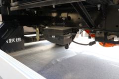 上汽跃进 ES70 4X2 纯电动吸粪车(亚洁牌)(BQJ5040GXEEV)