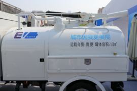 ES70底盘&nbsp;吸污/吸粪车上装图片