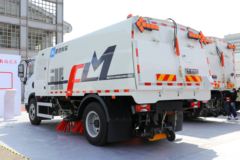 上汽跃进 FH500 4X2 燃料电池扫路车(福龙马牌)(FLM5120TSLNJFCEV) 上汽跃进 FH500 4X2 燃料电池扫路车(福龙马牌)(FLM5120TSLNJFCEV)