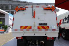 上汽跃进 FH500 4X2 燃料电池扫路车(福龙马牌)(FLM5120TSLNJFCEV) 上汽跃进 FH500 4X2 燃料电池扫路车(福龙马牌)(FLM5120TSLNJFCEV)